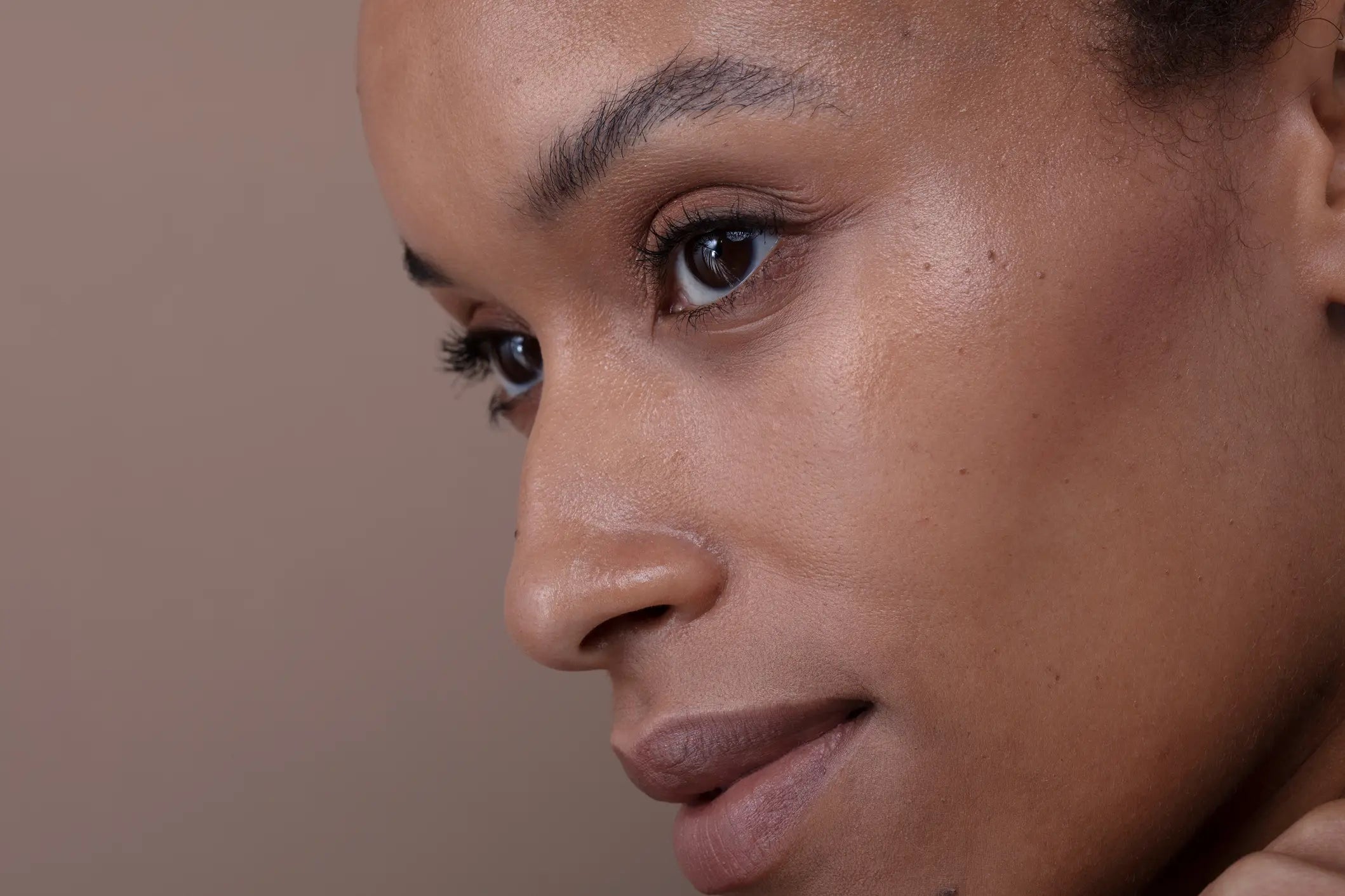 close-up-of-a-woman-s-face-2025-04-03-15-38-54-utc 2 copy.webp__PID:da31302b-6f26-4691-8fdc-ad2e9fd0d070